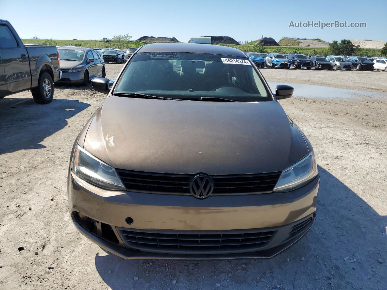 2013 Volkswagen Jetta Base Brown vin: 3VW1K7AJ2DM257627