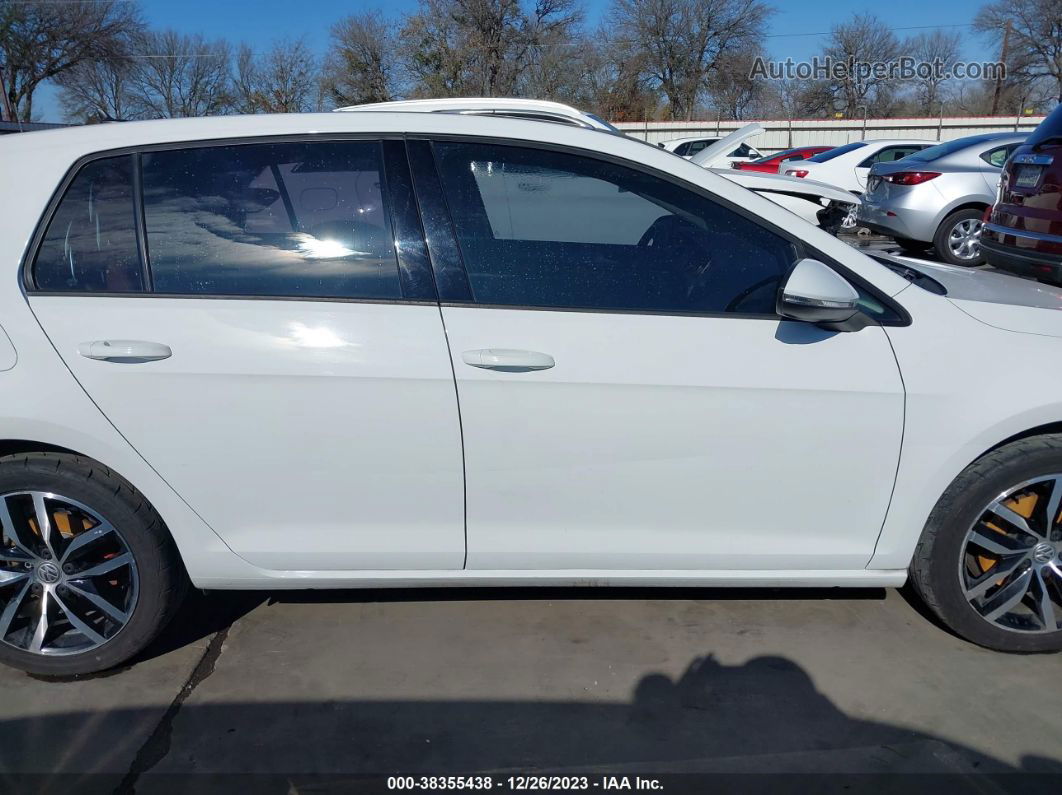 2016 Volkswagen Golf Tsi Se 4-door Белый vin: 3VW217AU1GM029740