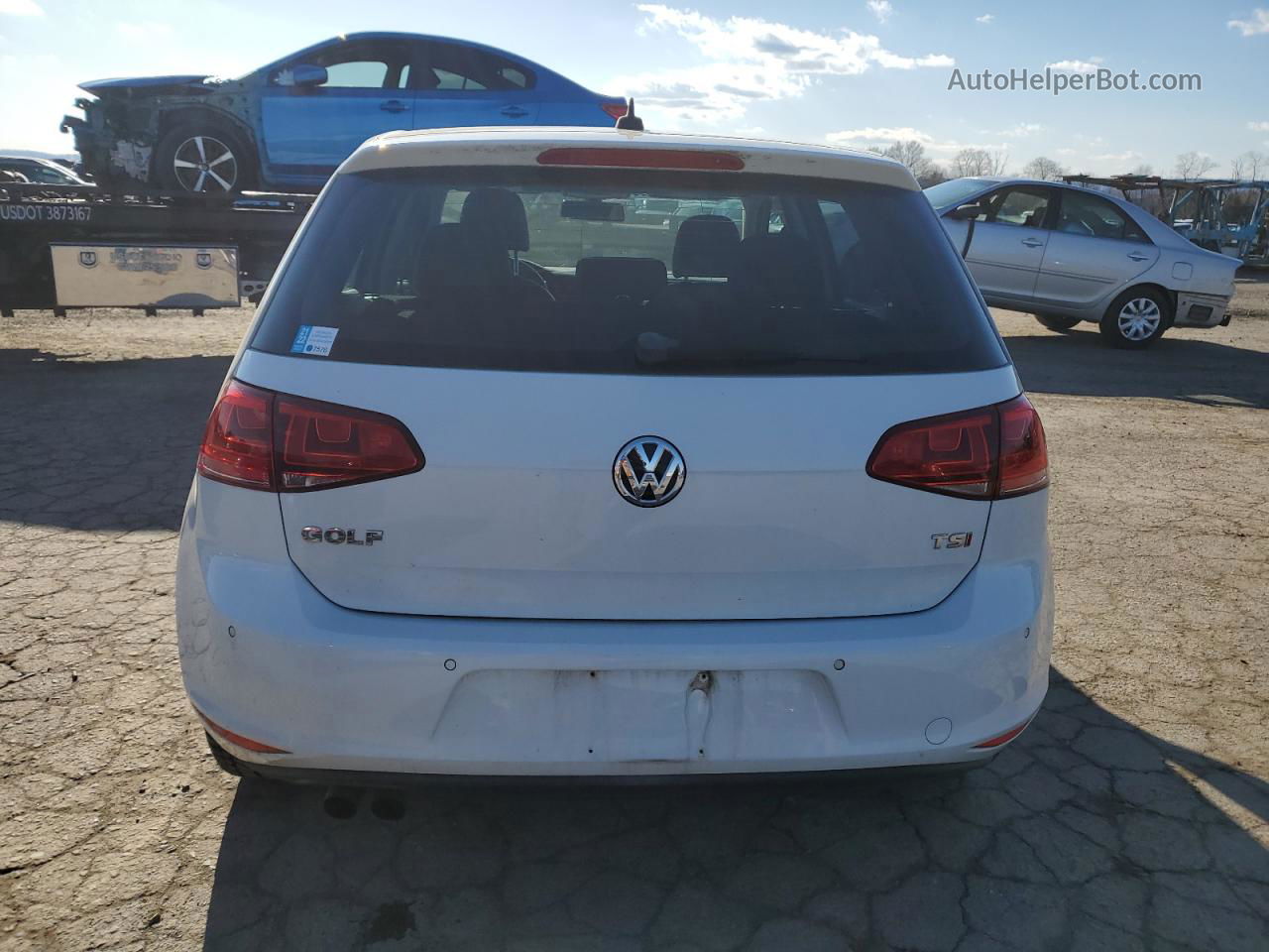 2015 Volkswagen Golf  White vin: 3VW217AU3FM104291