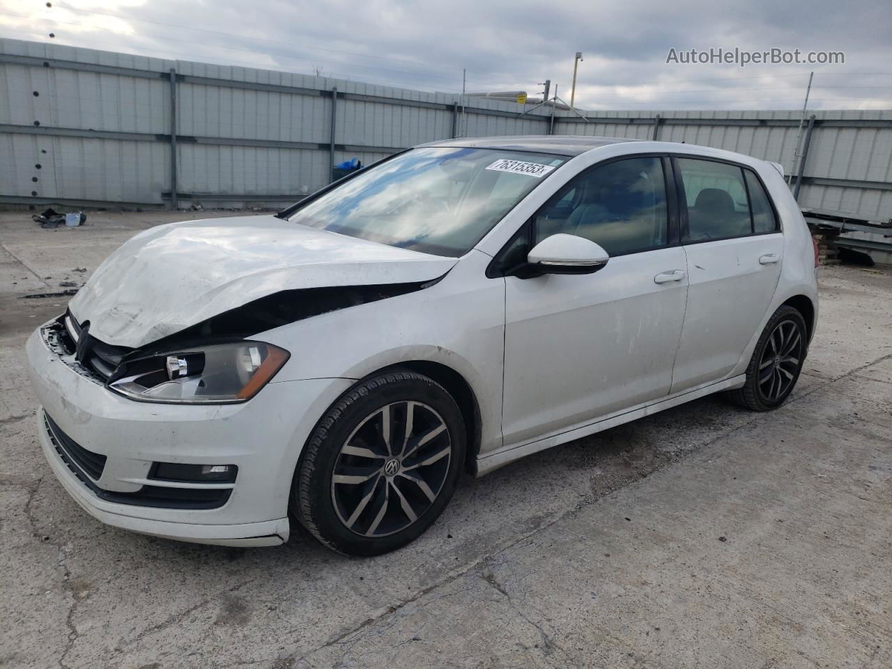 2015 Volkswagen Golf  White vin: 3VW217AU4FM006760