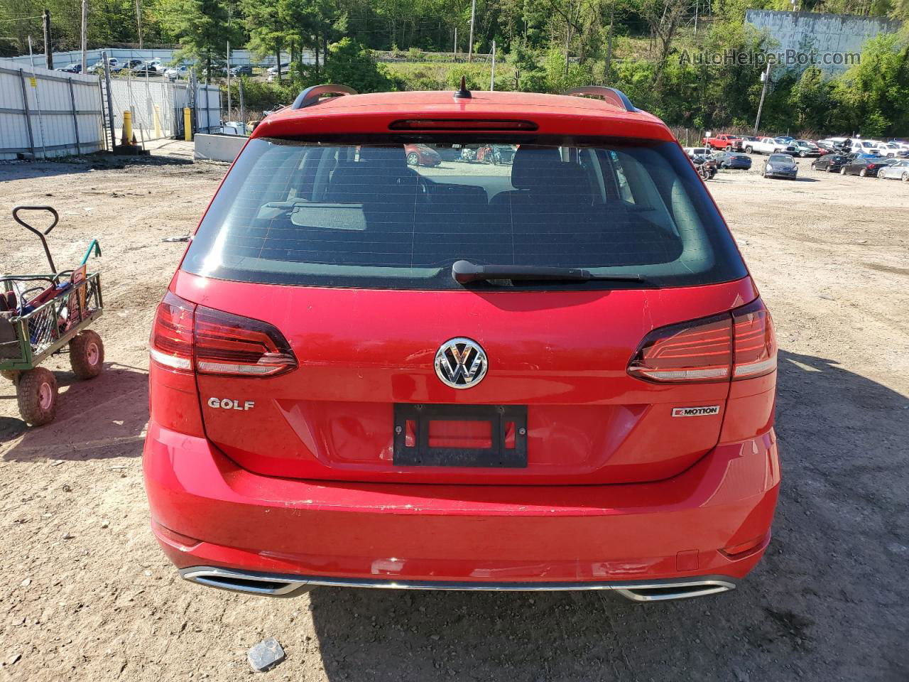 2019 Volkswagen Golf Sportwagen S Red vin: 3VW217AU6KM513508