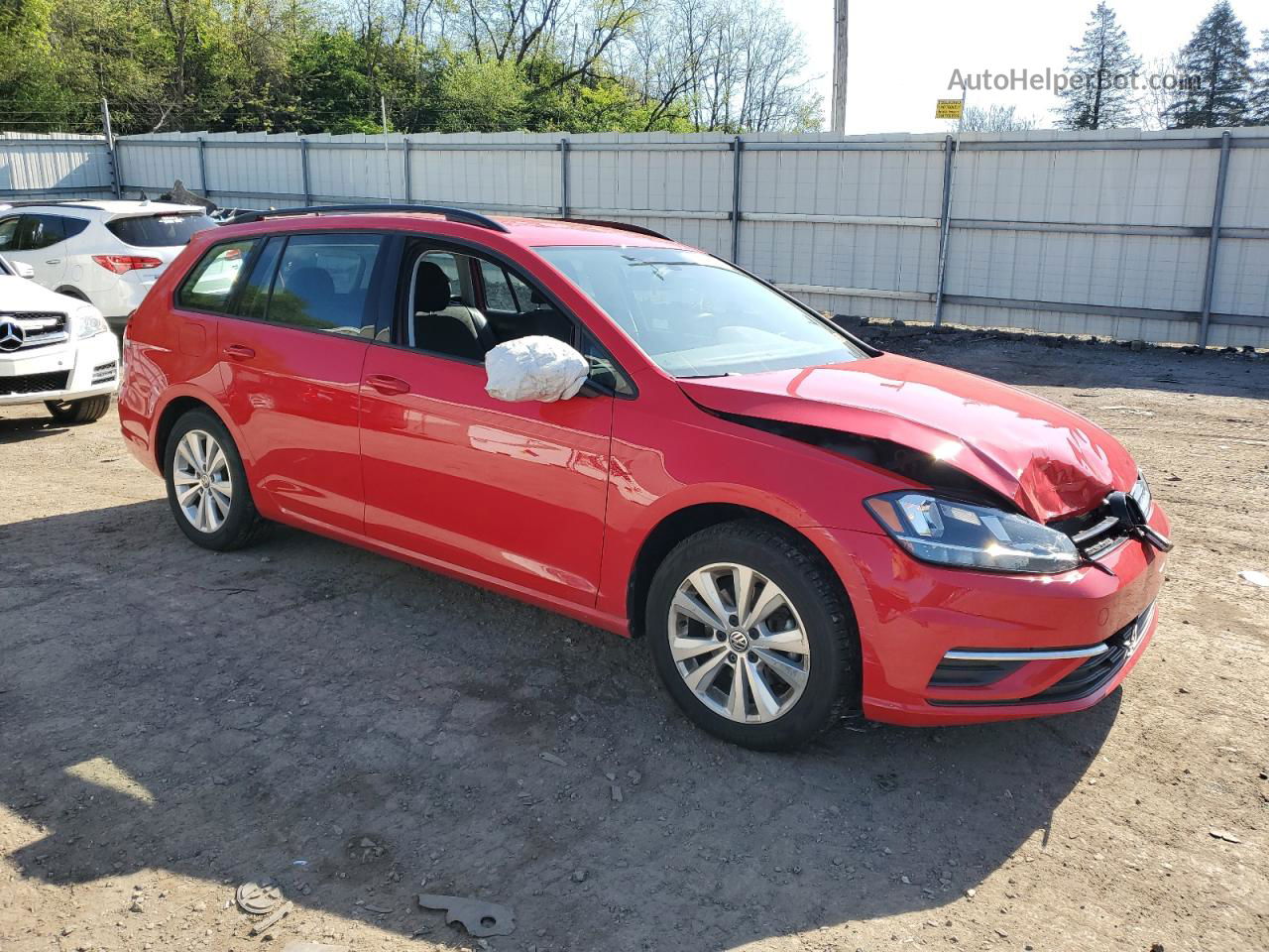 2019 Volkswagen Golf Sportwagen S Red vin: 3VW217AU6KM513508