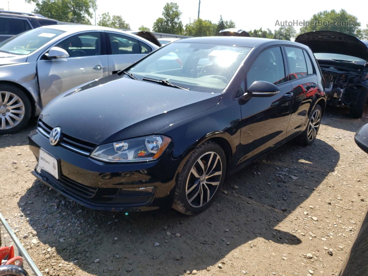 2015 Volkswagen Golf  Черный vin: 3VW217AU8FM098424