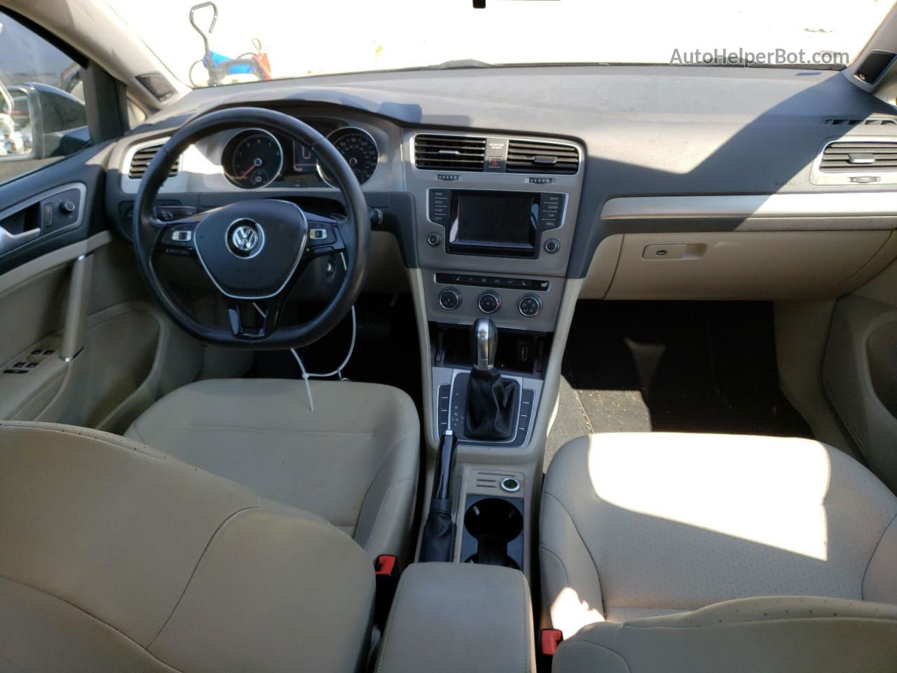 2015 Volkswagen Golf  Черный vin: 3VW217AU8FM098424