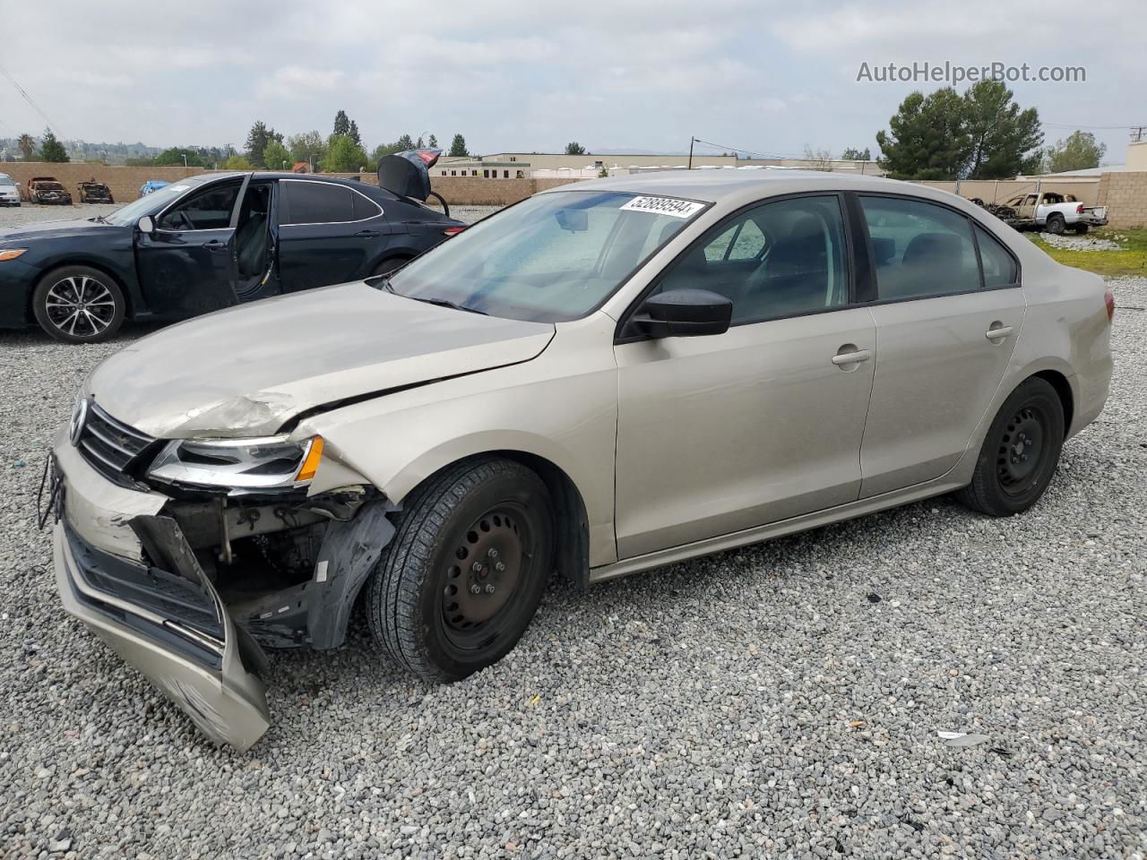 2016 Volkswagen Jetta S Золотой vin: 3VW267AJ8GM339469