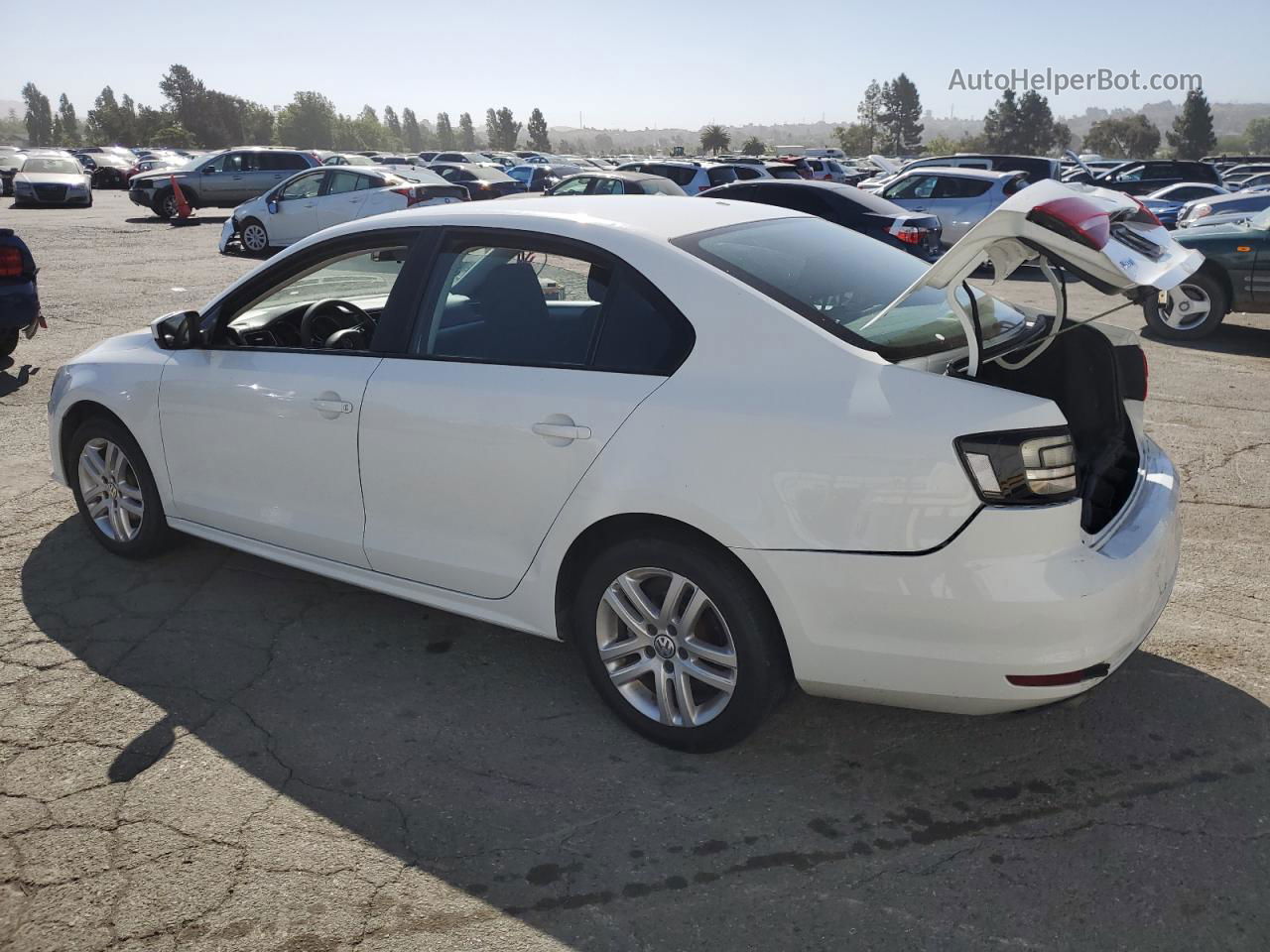 2018 Volkswagen Jetta S White vin: 3VW2B7AJ1JM262124