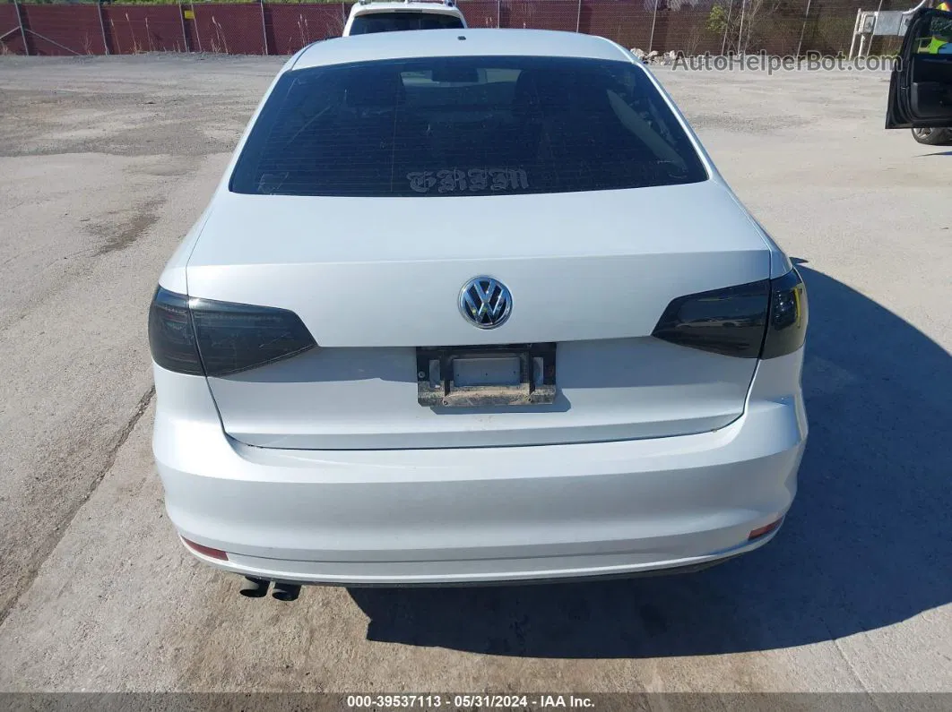 2017 Volkswagen Jetta 1.4t S White vin: 3VW2B7AJ2HM371041