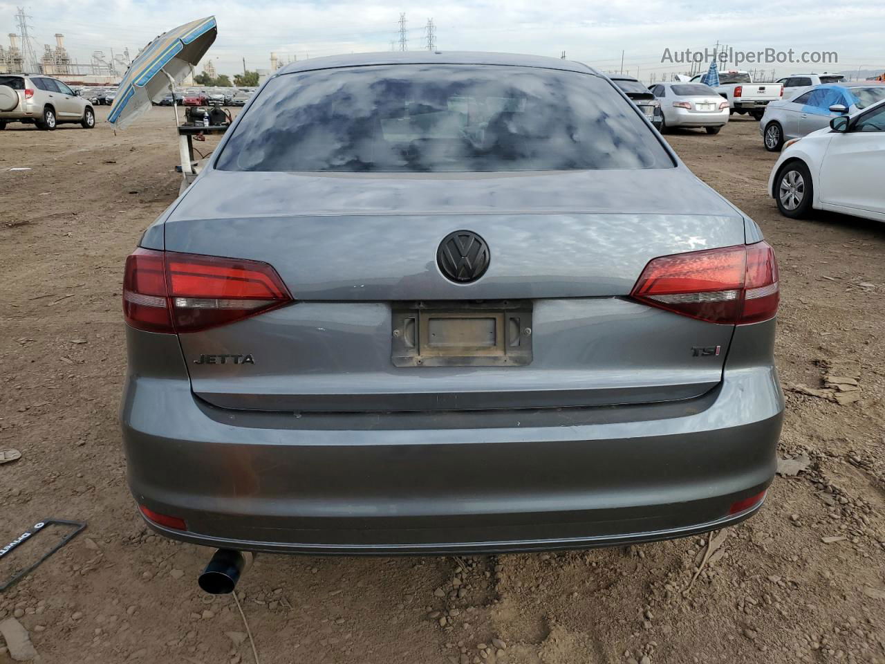 2018 Volkswagen Jetta S Gray vin: 3VW2B7AJ3JM233207