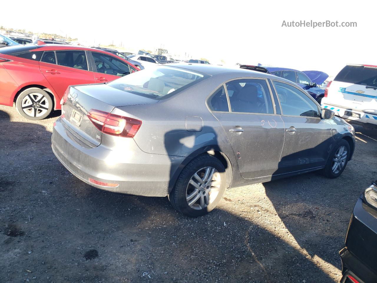 2018 Volkswagen Jetta S Угольный vin: 3VW2B7AJ4JM233314