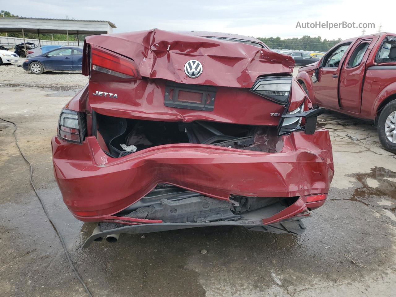 2018 Volkswagen Jetta S Red vin: 3VW2B7AJ7JM224087