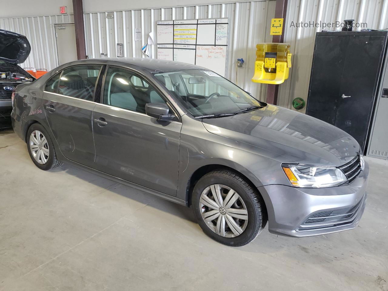 2017 Volkswagen Jetta S Серый vin: 3VW2B7AJ9HM413480