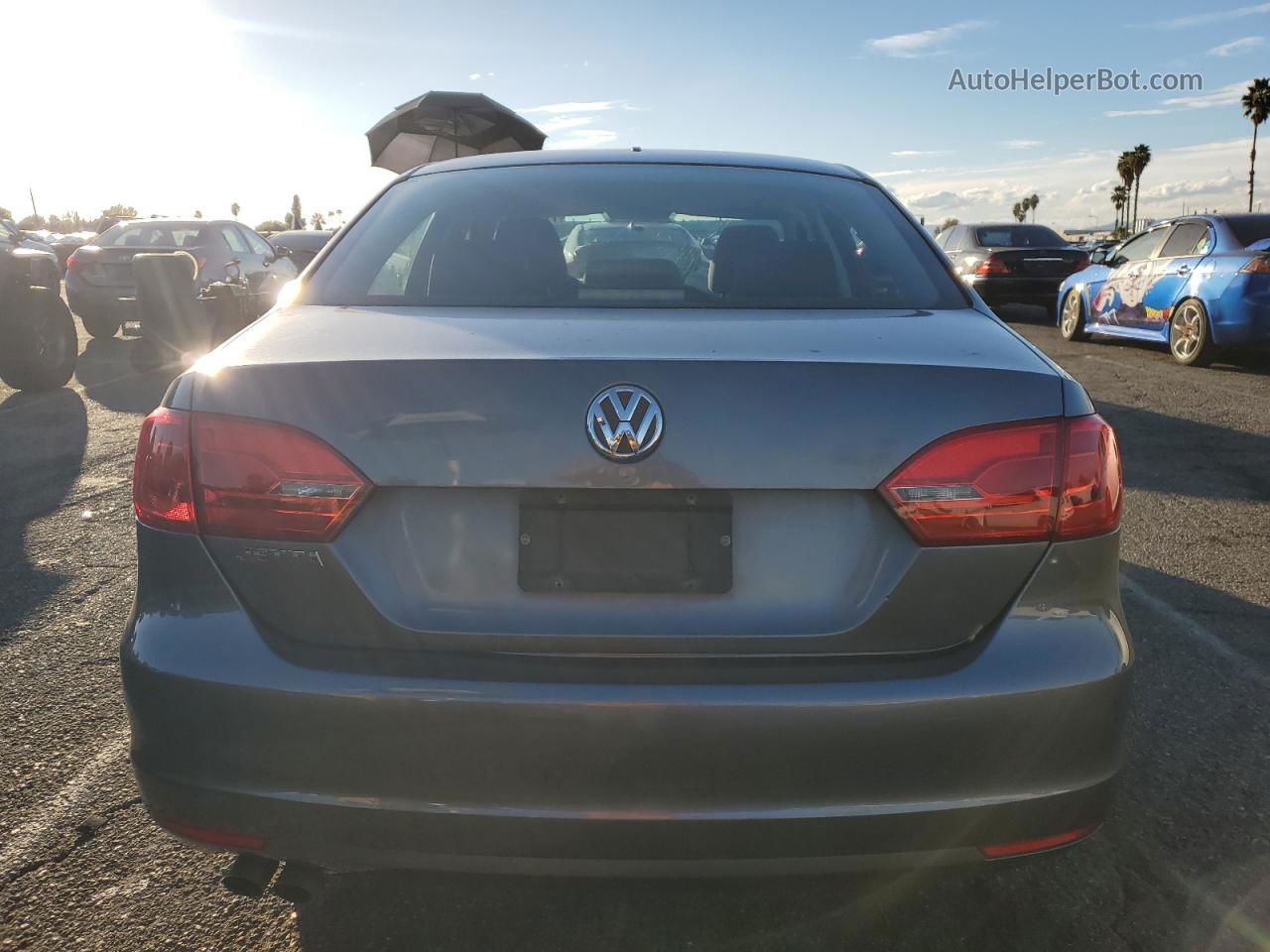 2011 Volkswagen Jetta Base Gray vin: 3VW2K7AJ1BM397007