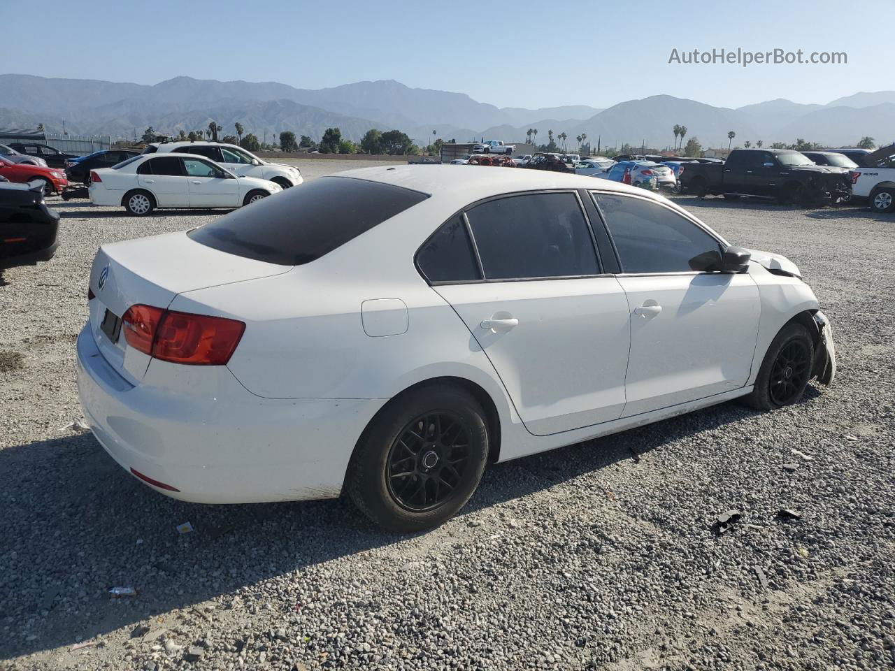 2014 Volkswagen Jetta Base White vin: 3VW2K7AJ1EM375724