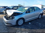 2013 Volkswagen Jetta 2.0l S Серебряный vin: 3VW2K7AJ3DM350659