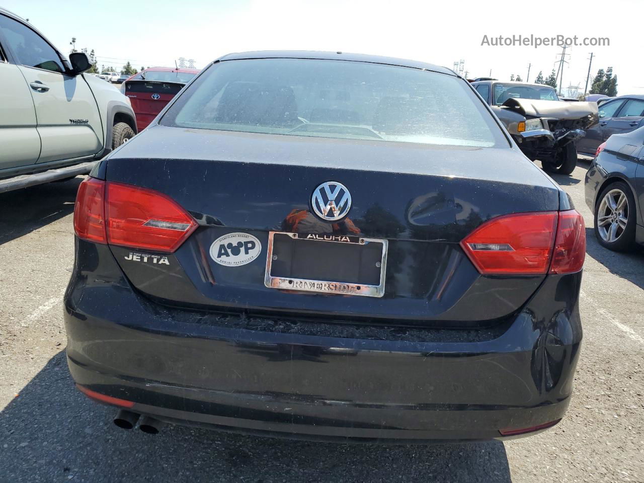 2013 Volkswagen Jetta Base Черный vin: 3VW2K7AJ3DM404929