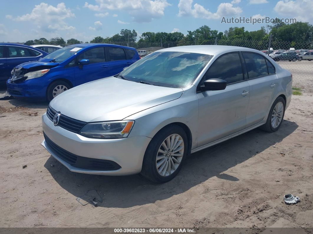 2014 Volkswagen Jetta 2.0l S Silver vin: 3VW2K7AJ7EM334353