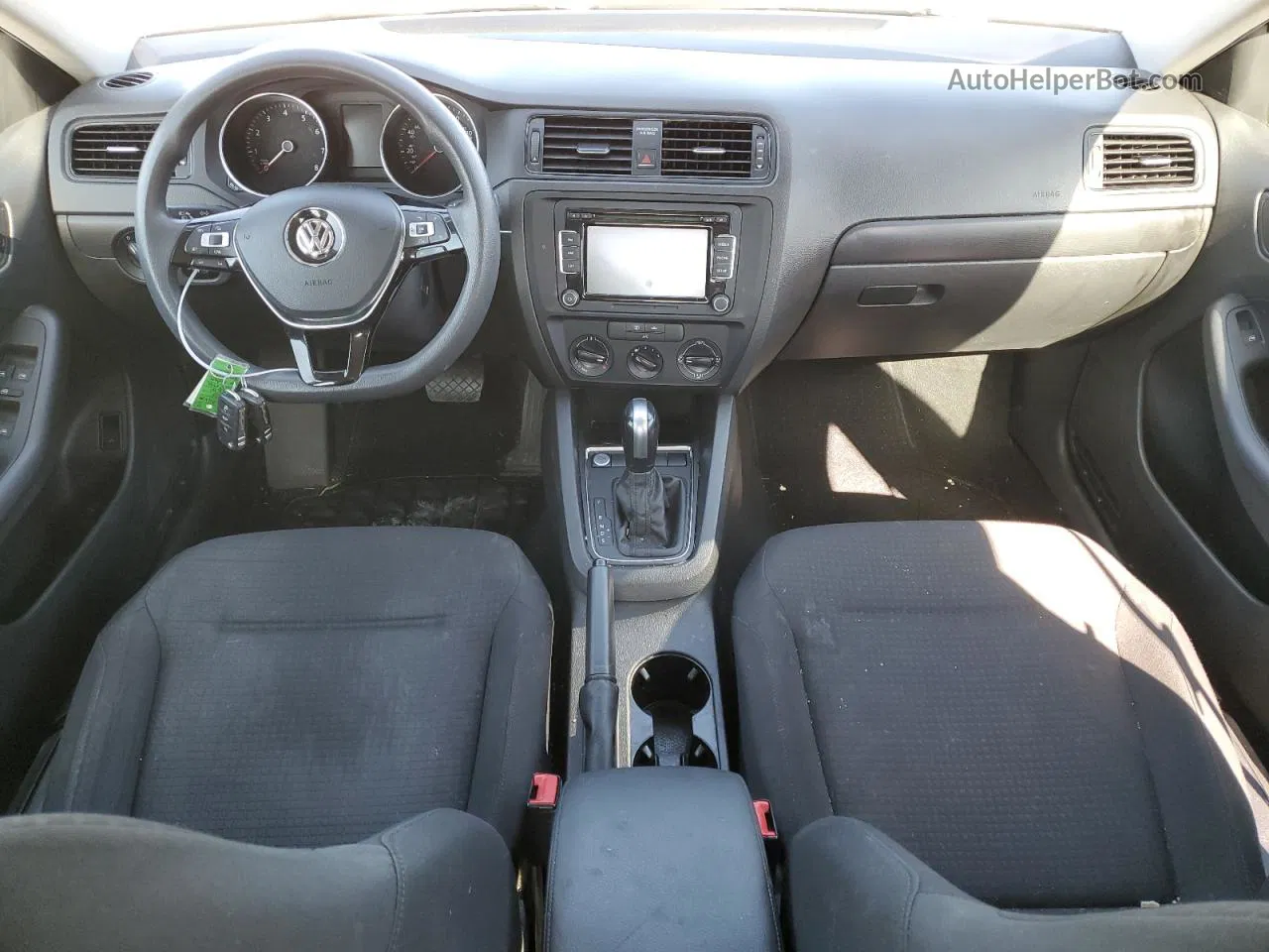 2015 Volkswagen Jetta Base Серебряный vin: 3VW2K7AJ7FM268467