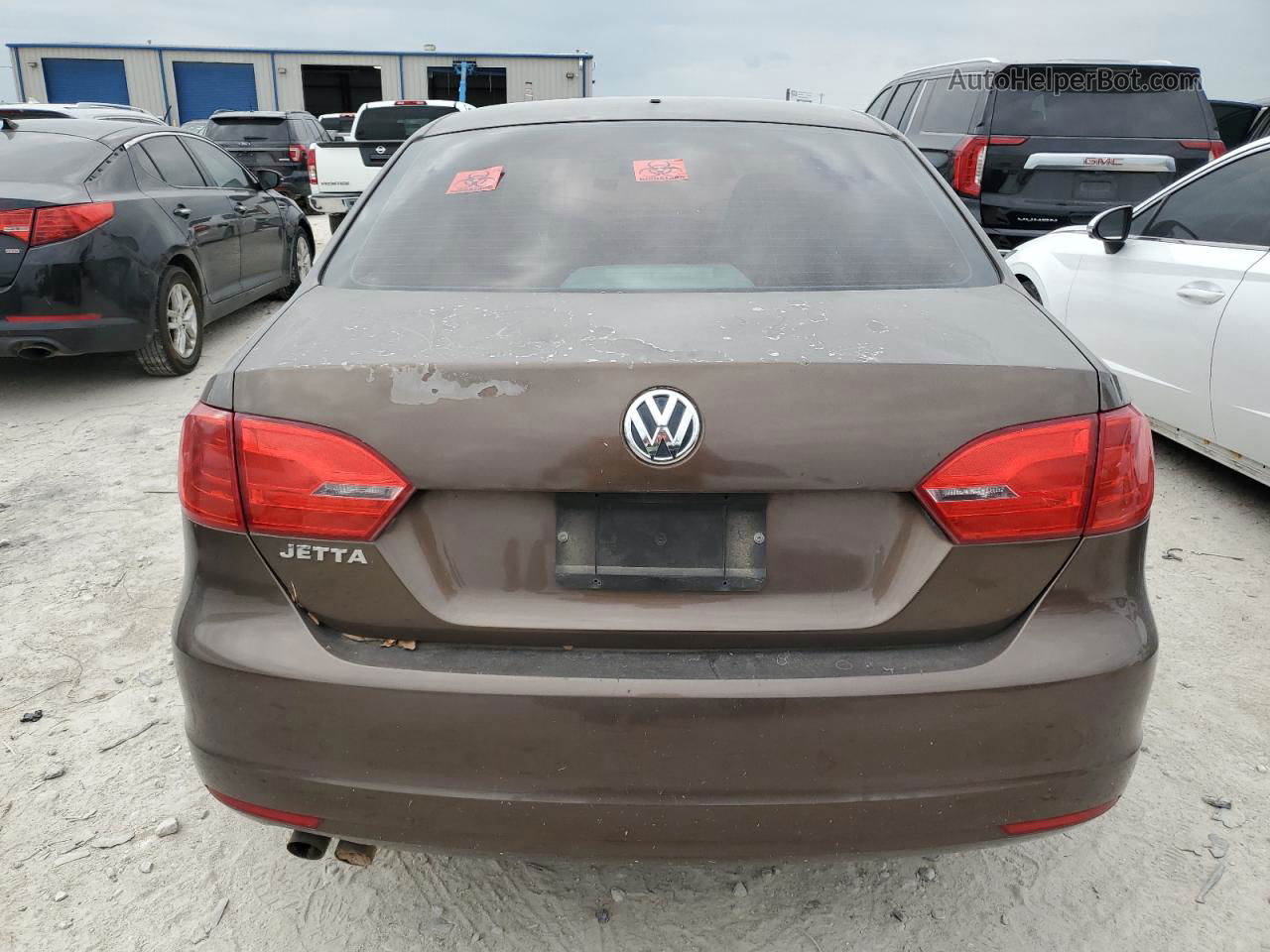 2011 Volkswagen Jetta Base Brown vin: 3VW2K7AJ8BM067669