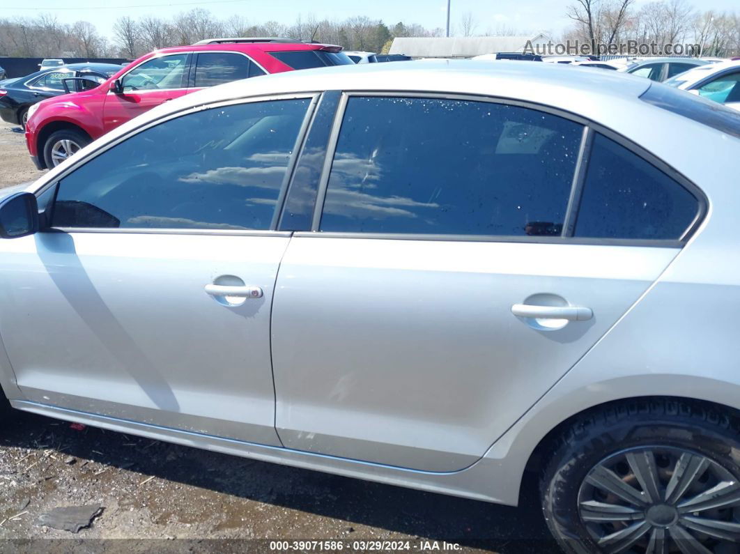 2014 Volkswagen Jetta 2.0l S Silver vin: 3VW2K7AJ9EM212786