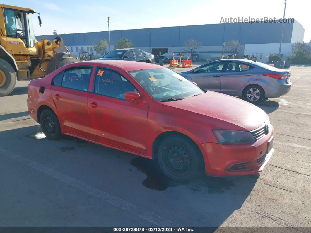 2011 Volkswagen Jetta 2.0l S Red vin: 3VW2K7AJXBM305375