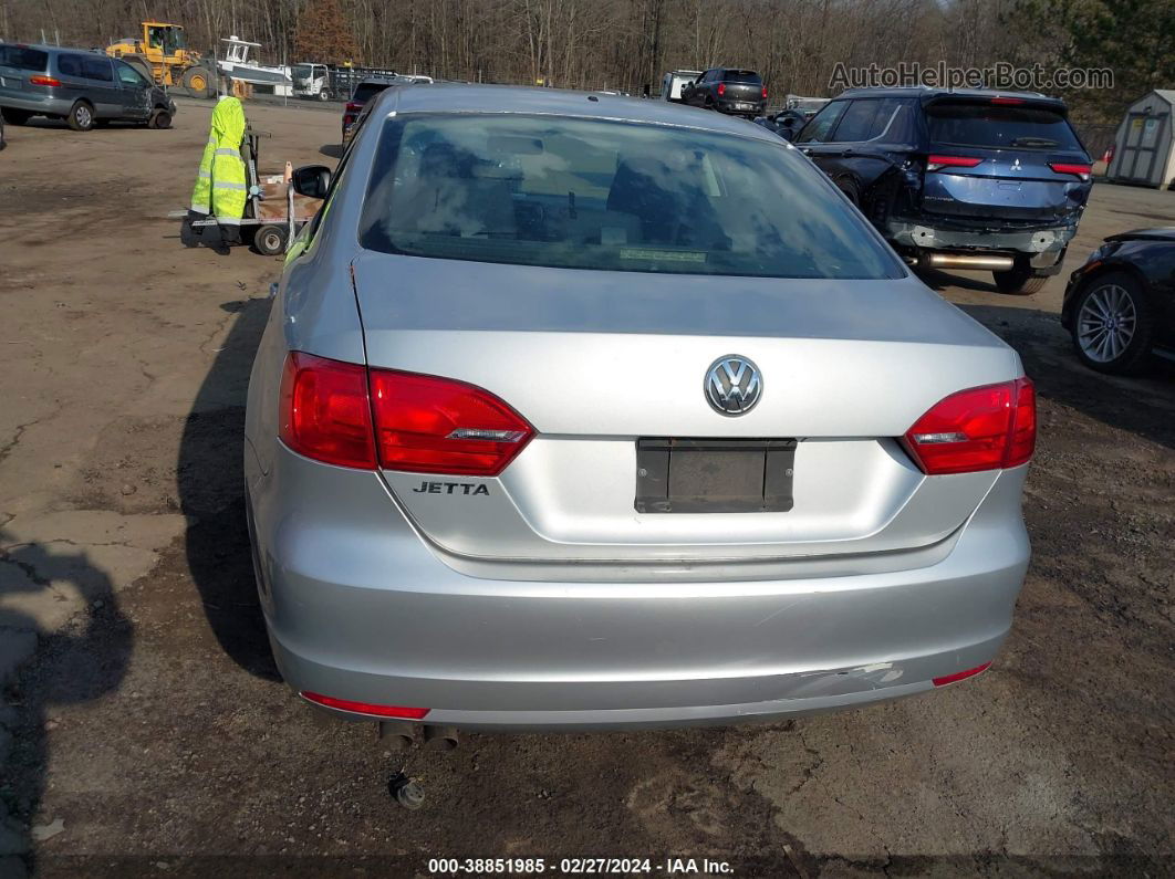 2012 Volkswagen Jetta 2.0l S Silver vin: 3VW2K7AJXCM419698