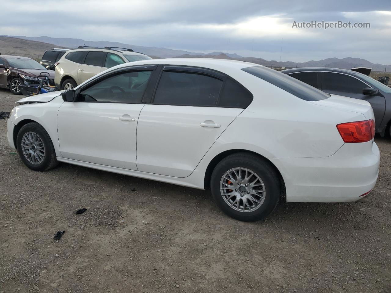 2013 Volkswagen Jetta Base White vin: 3VW2K7AJXDM414227