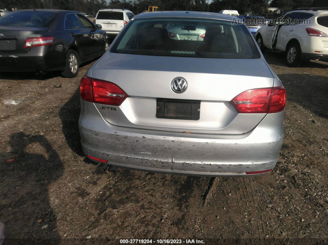 2014 Volkswagen Jetta Sedan S Silver vin: 3VW2K7AJXEM237129