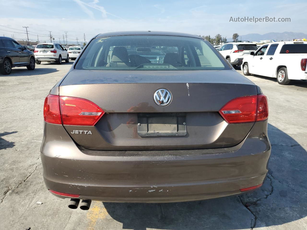 2014 Volkswagen Jetta Base Коричневый vin: 3VW2K7AJXEM257672