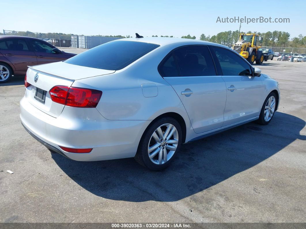 2012 Volkswagen Jetta Gli Silver vin: 3VW467AJ9CM465438