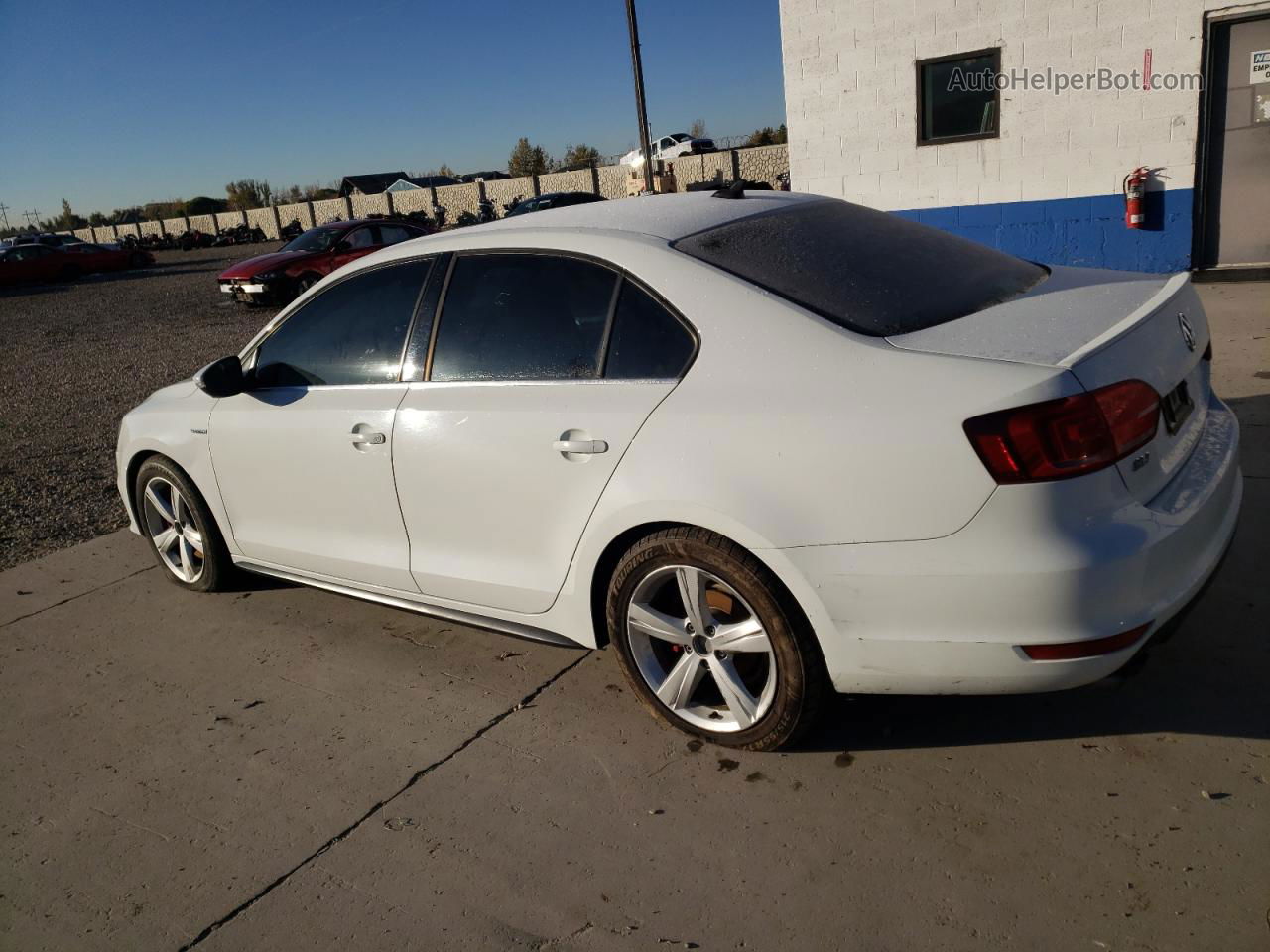 2014 Volkswagen Jetta Gli White vin: 3VW4T7AJ3EM292172