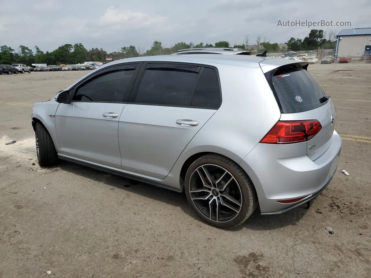 2015 Volkswagen Gti  Серебряный vin: 3VW4T7AU2FM012480