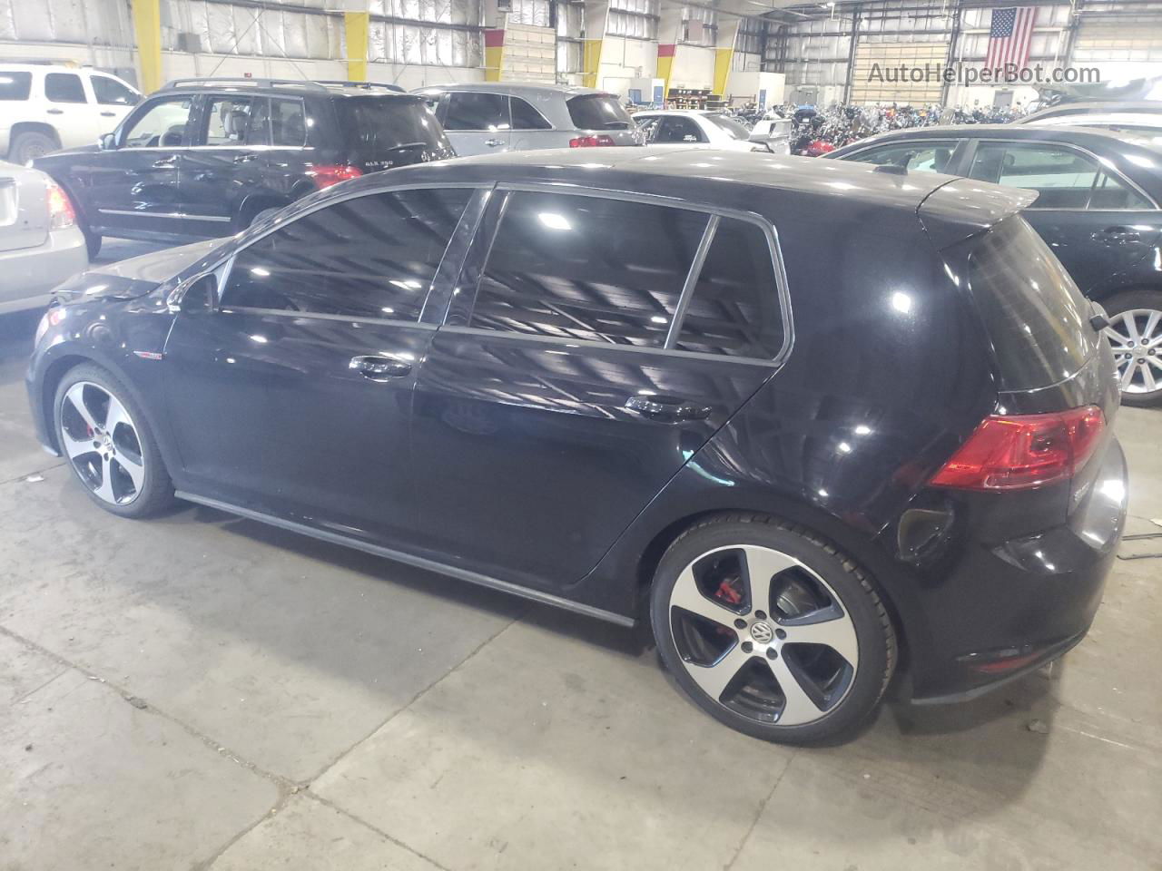 2015 Volkswagen Gti  Черный vin: 3VW4T7AU3FM002072