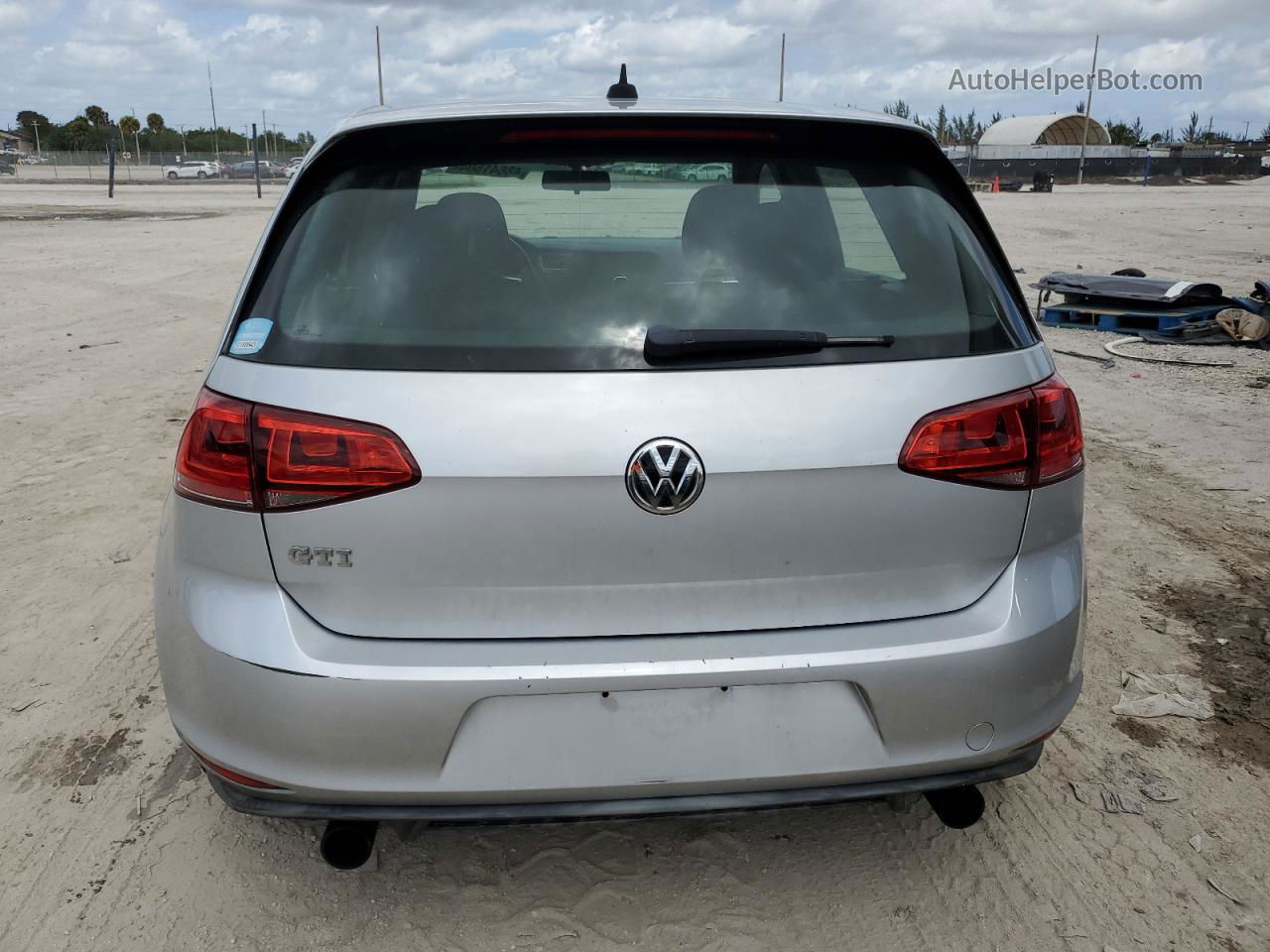 2015 Volkswagen Gti  Silver vin: 3VW4T7AU7FM078426