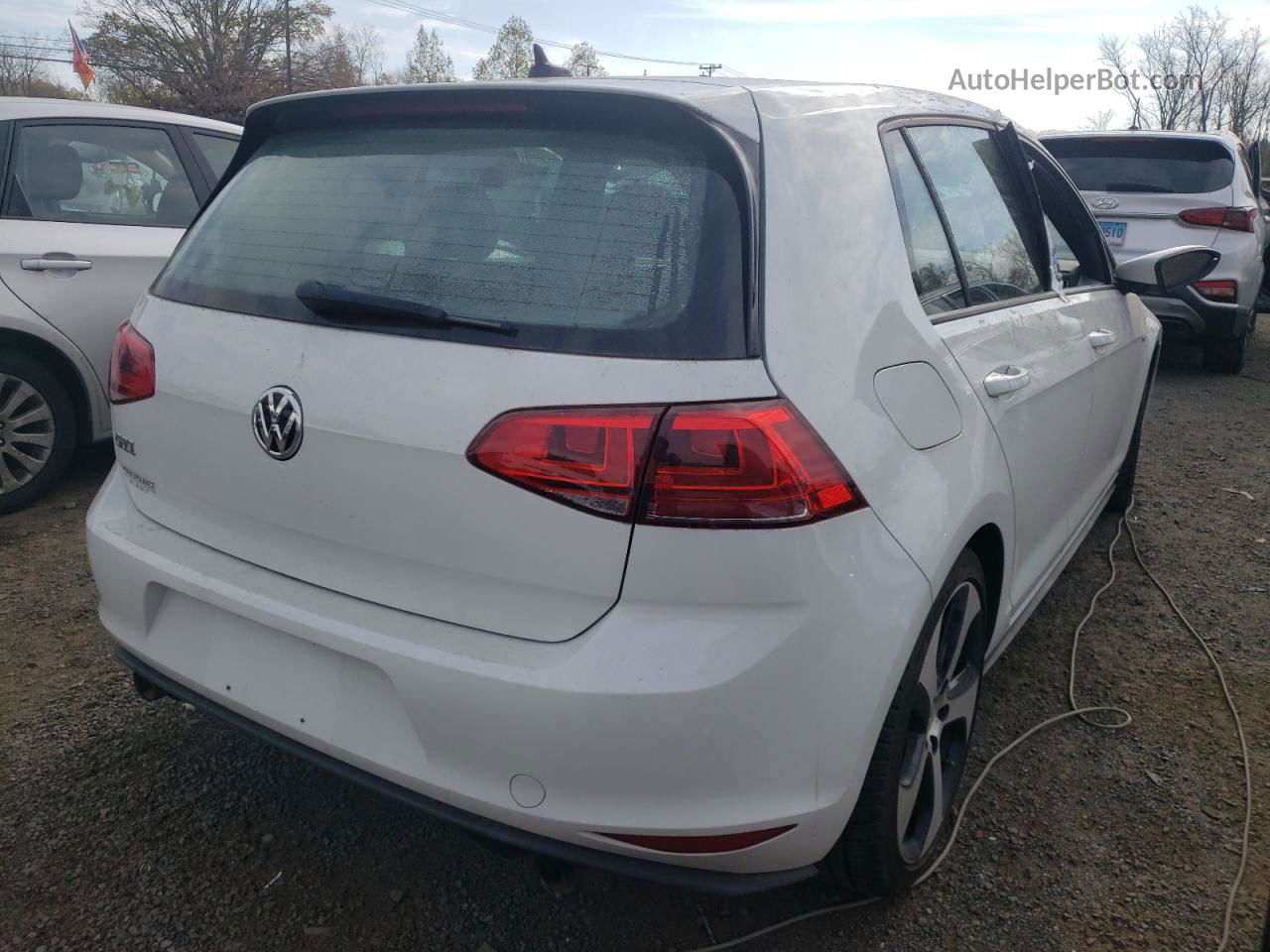 2015 Volkswagen Gti  White vin: 3VW4T7AU9FM096958