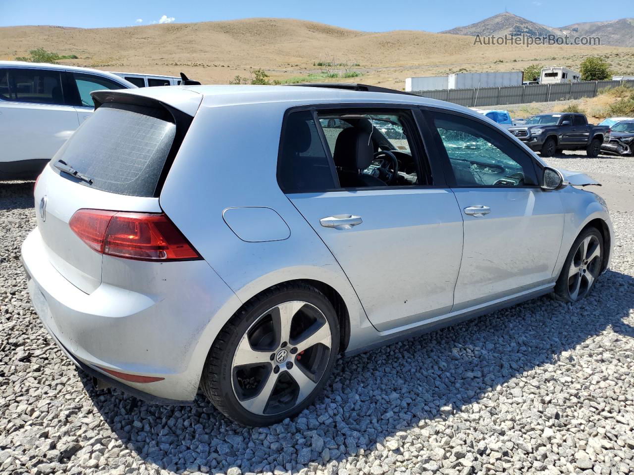 2015 Volkswagen Gti  Серебряный vin: 3VW4T7AUXFM014140