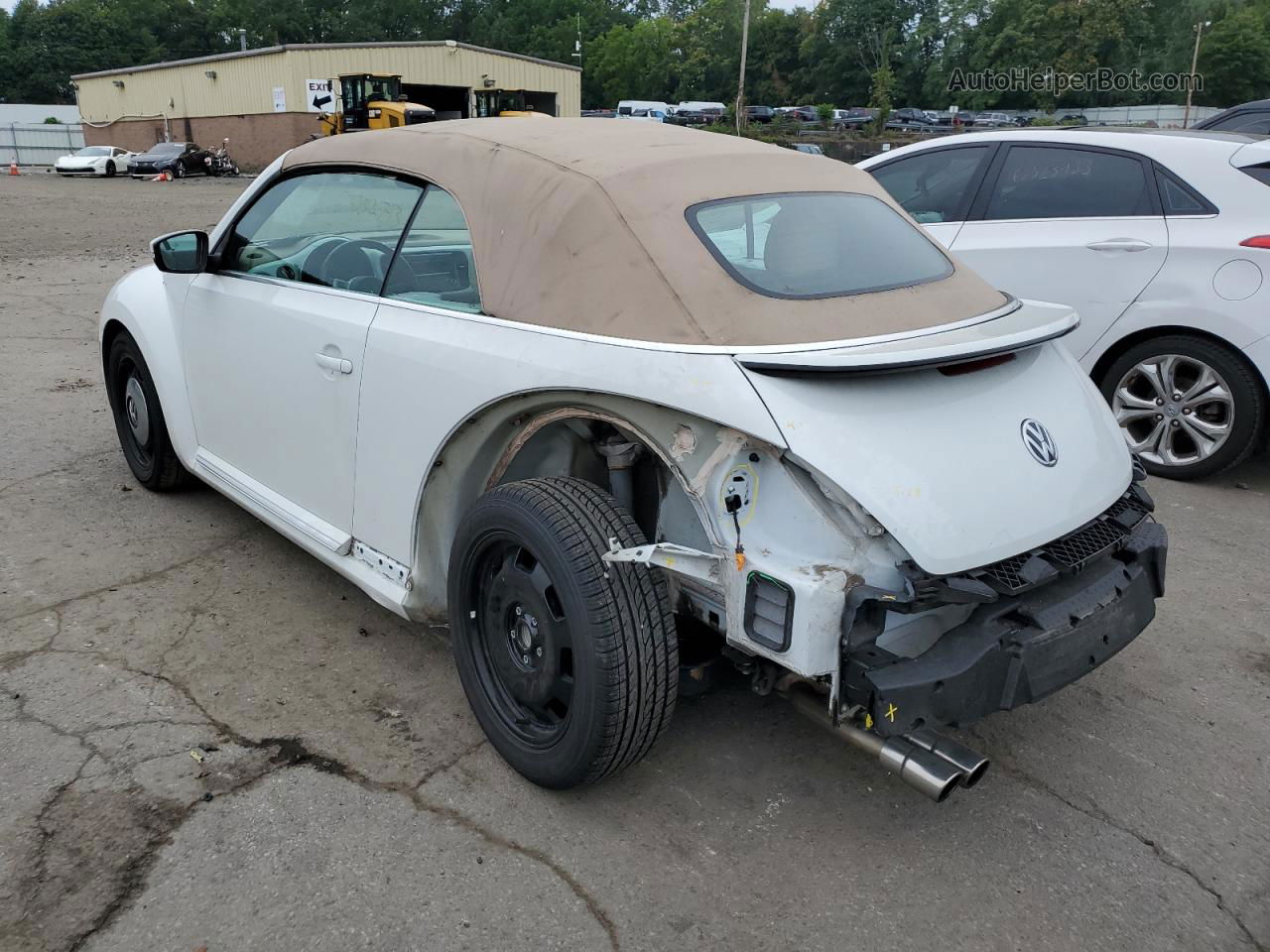 2014 Volkswagen Beetle  White vin: 3VW507AT9EM818691