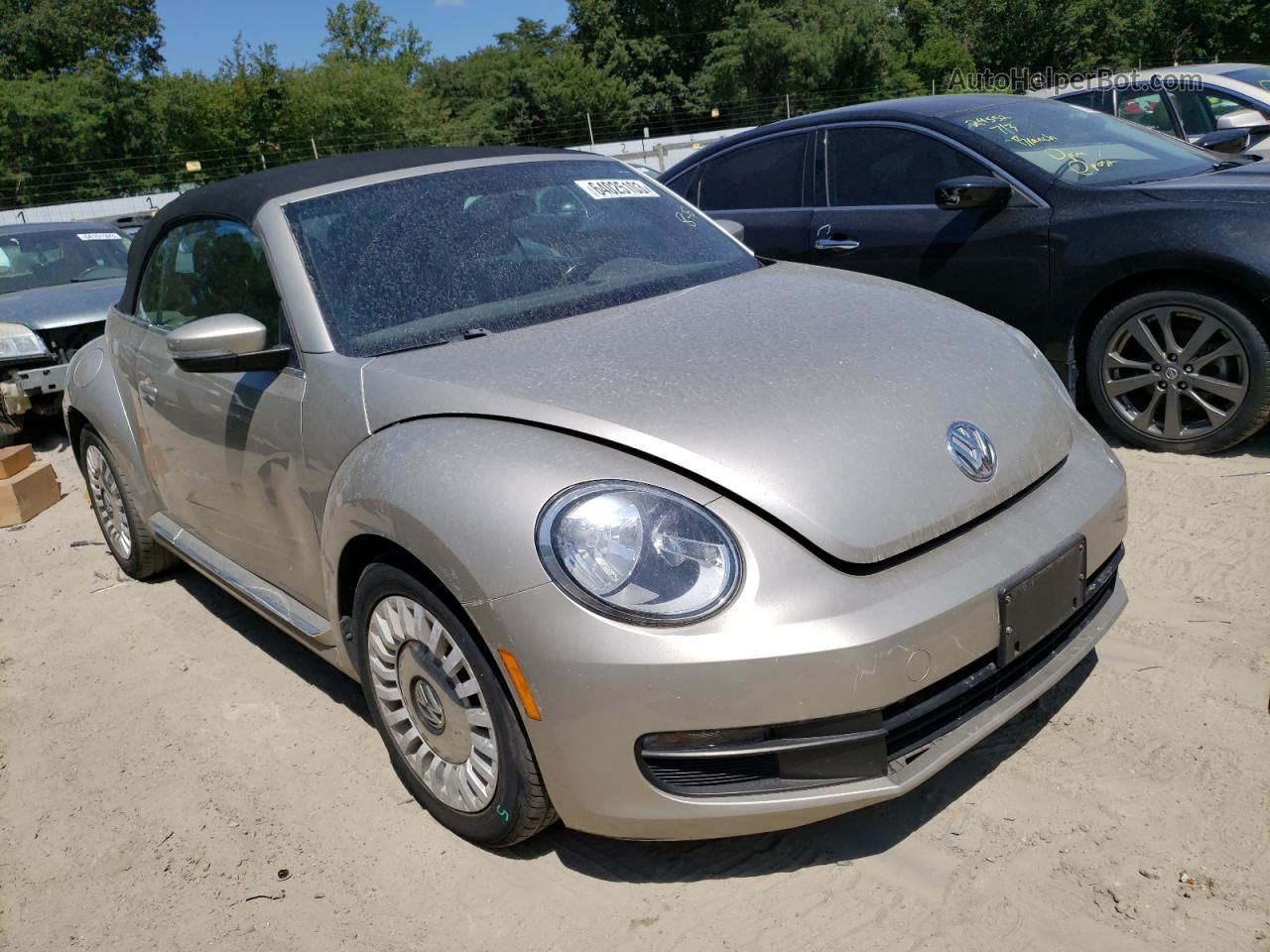 2014 Volkswagen Beetle  Серебряный vin: 3VW517AT9EM809633