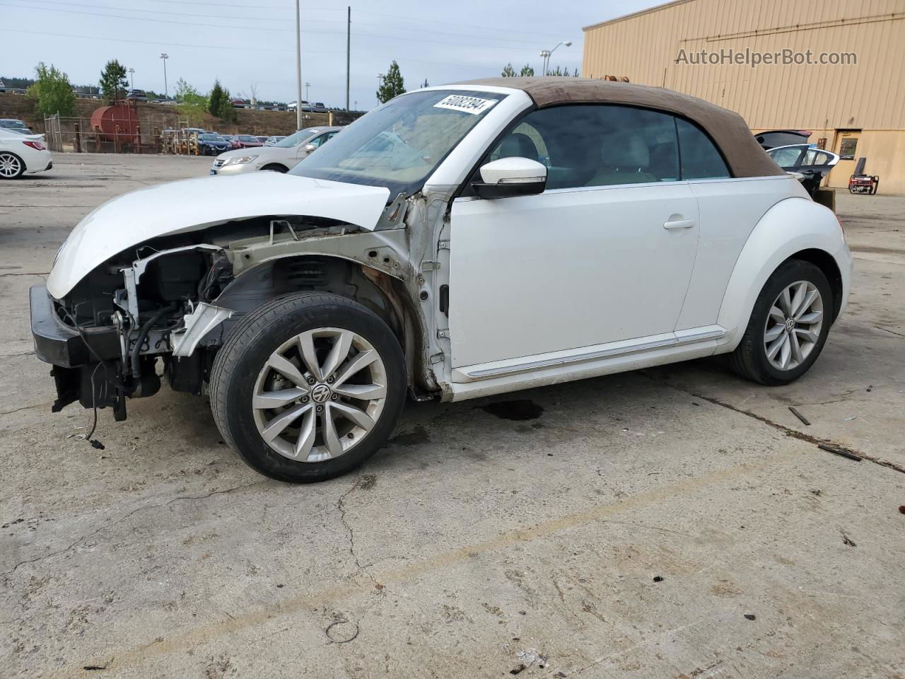 2014 Volkswagen Beetle  White vin: 3VW5L7AT3EM819262