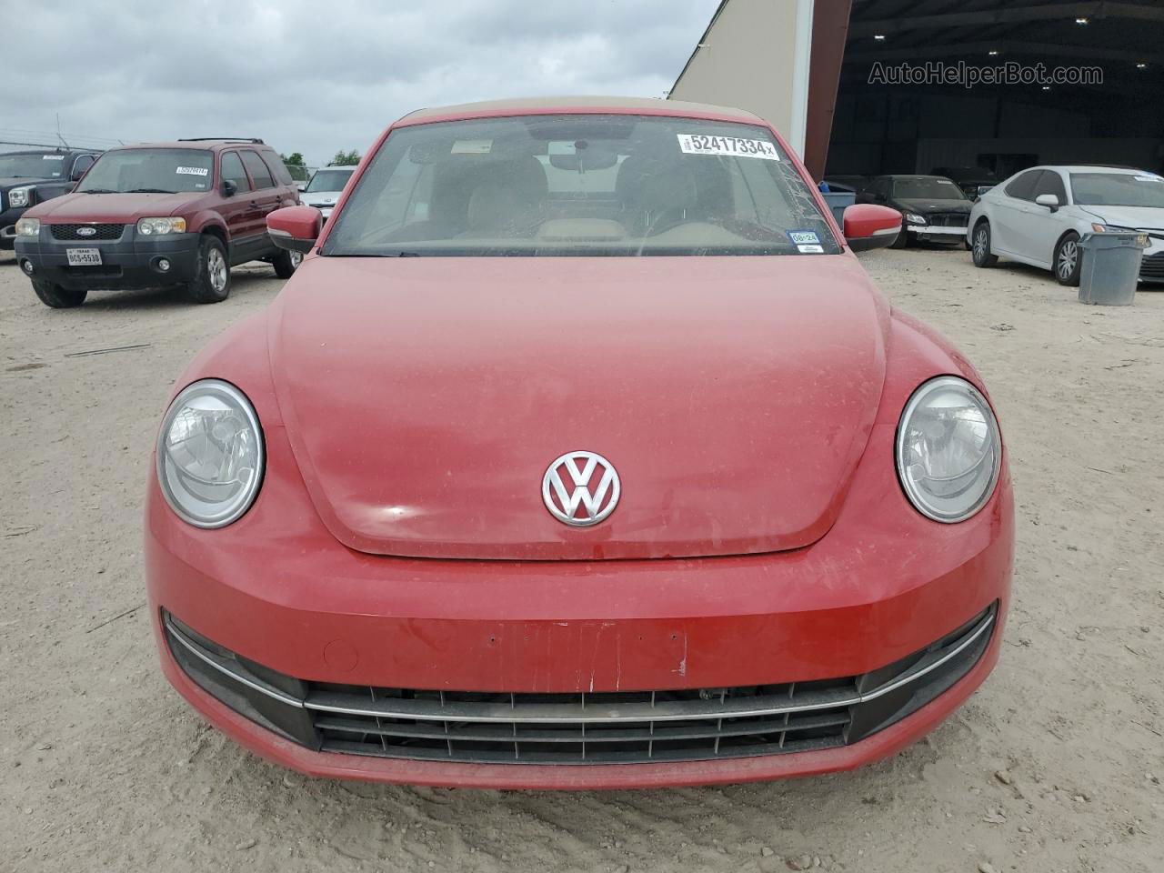 2014 Volkswagen Beetle  Red vin: 3VW5L7AT3EM822470