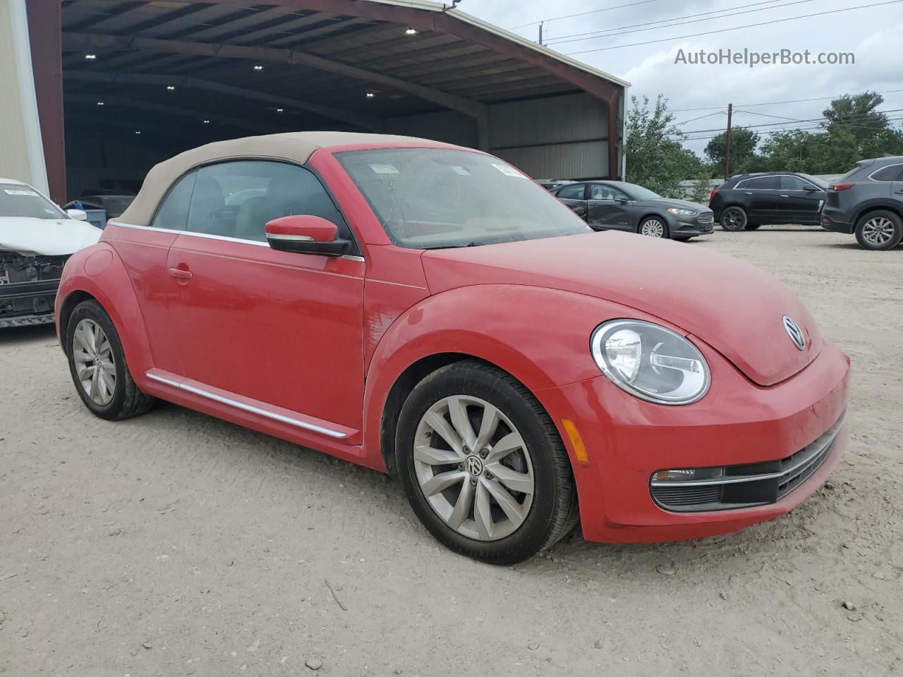 2014 Volkswagen Beetle  Red vin: 3VW5L7AT3EM822470