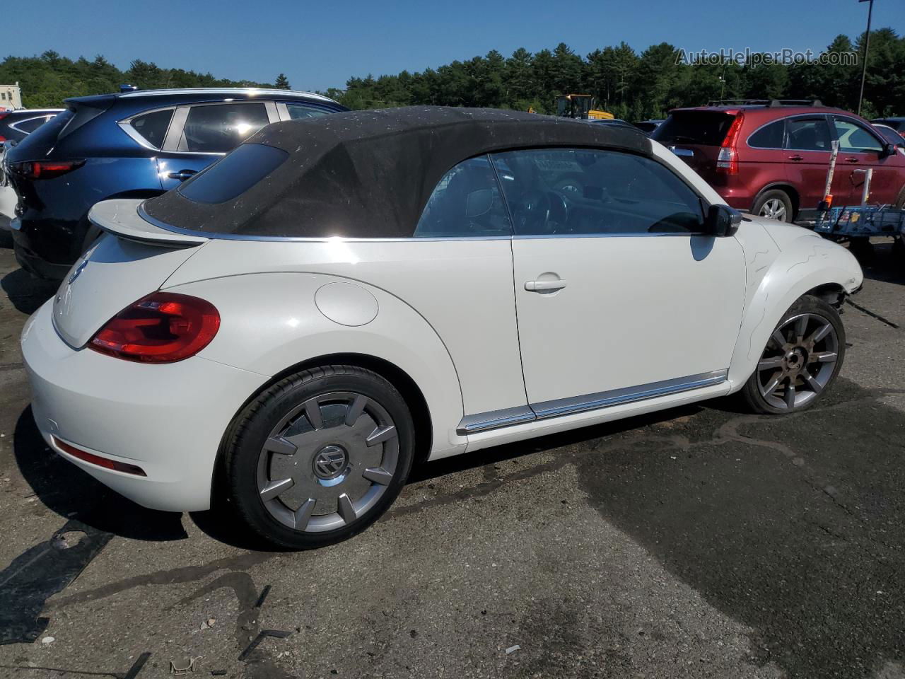 2014 Volkswagen Beetle  White vin: 3VW5L7AT4EM816550