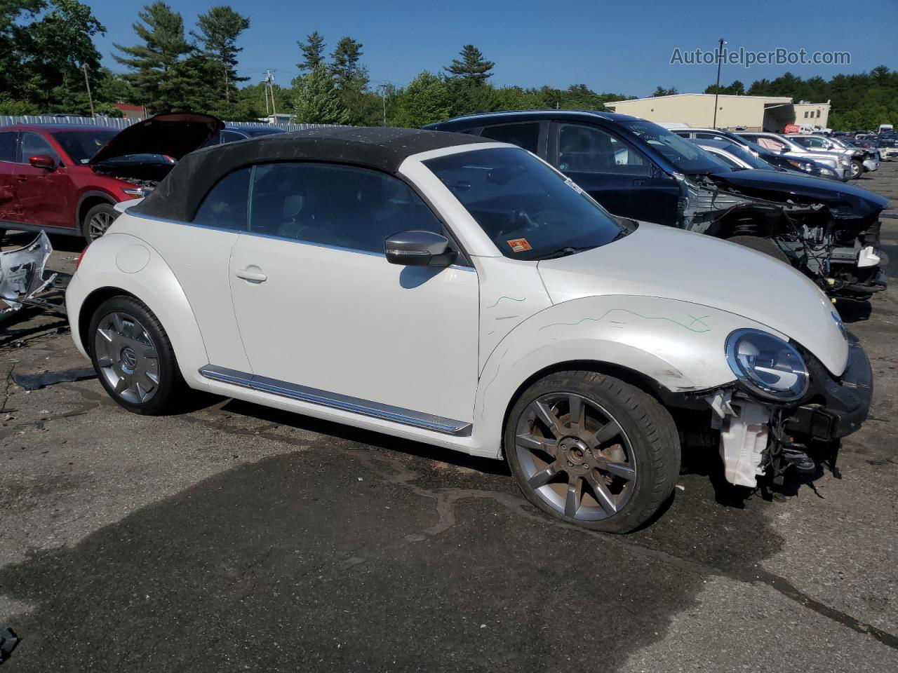 2014 Volkswagen Beetle  White vin: 3VW5L7AT4EM816550