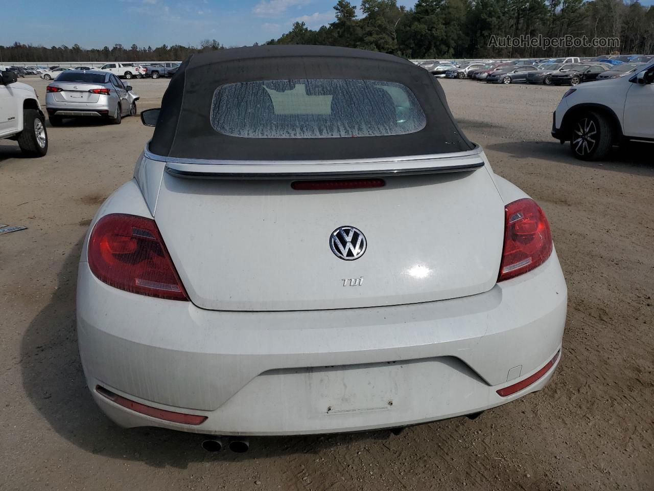 2014 Volkswagen Beetle  White vin: 3VW5L7ATXEM816665