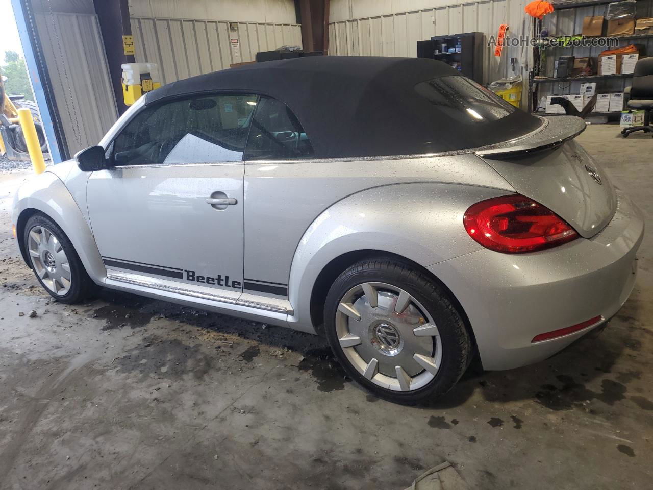 2014 Volkswagen Beetle  Silver vin: 3VW5P7AT3EM806693