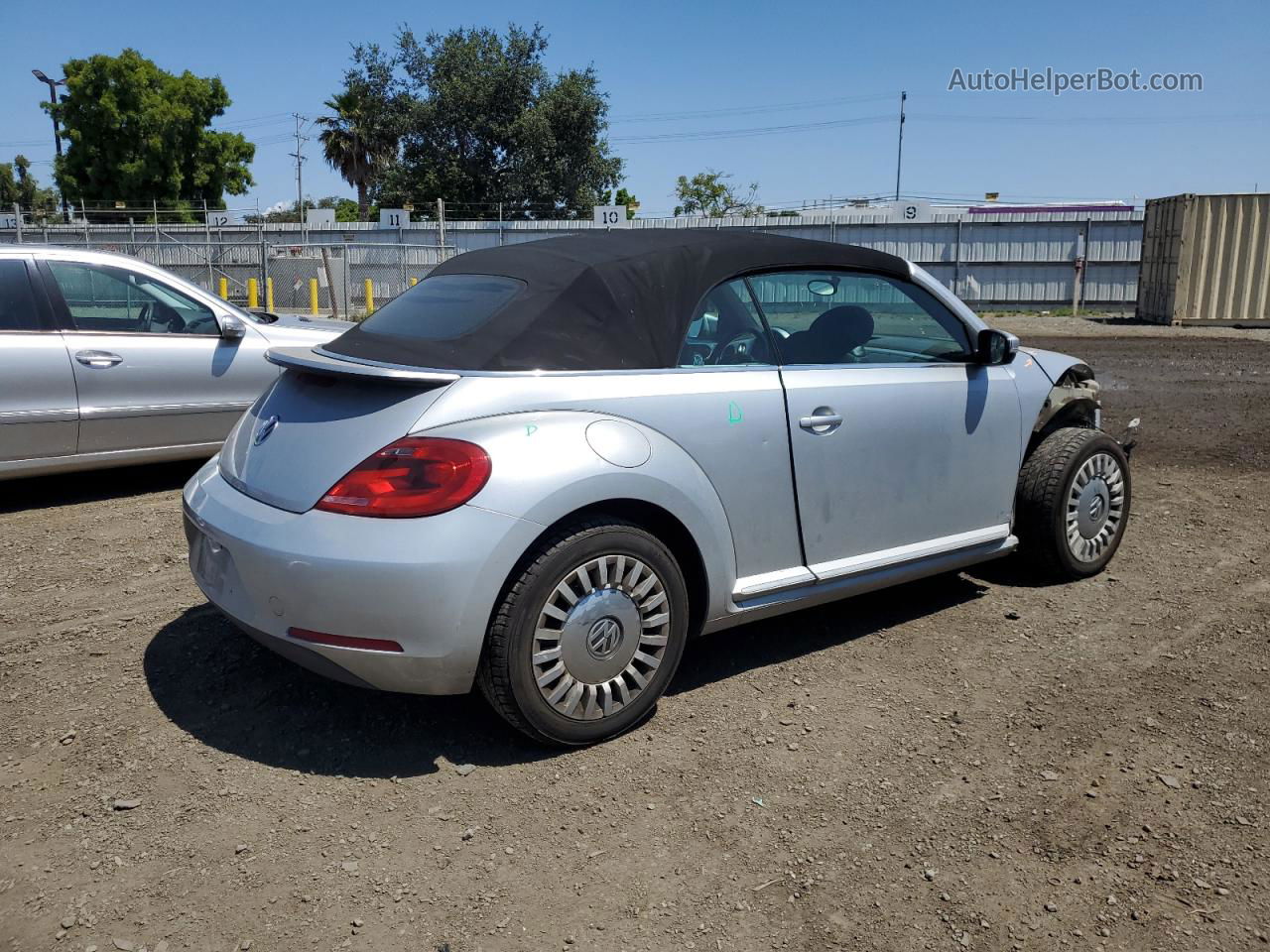 2014 Volkswagen Beetle  Silver vin: 3VW5P7AT4EM802569