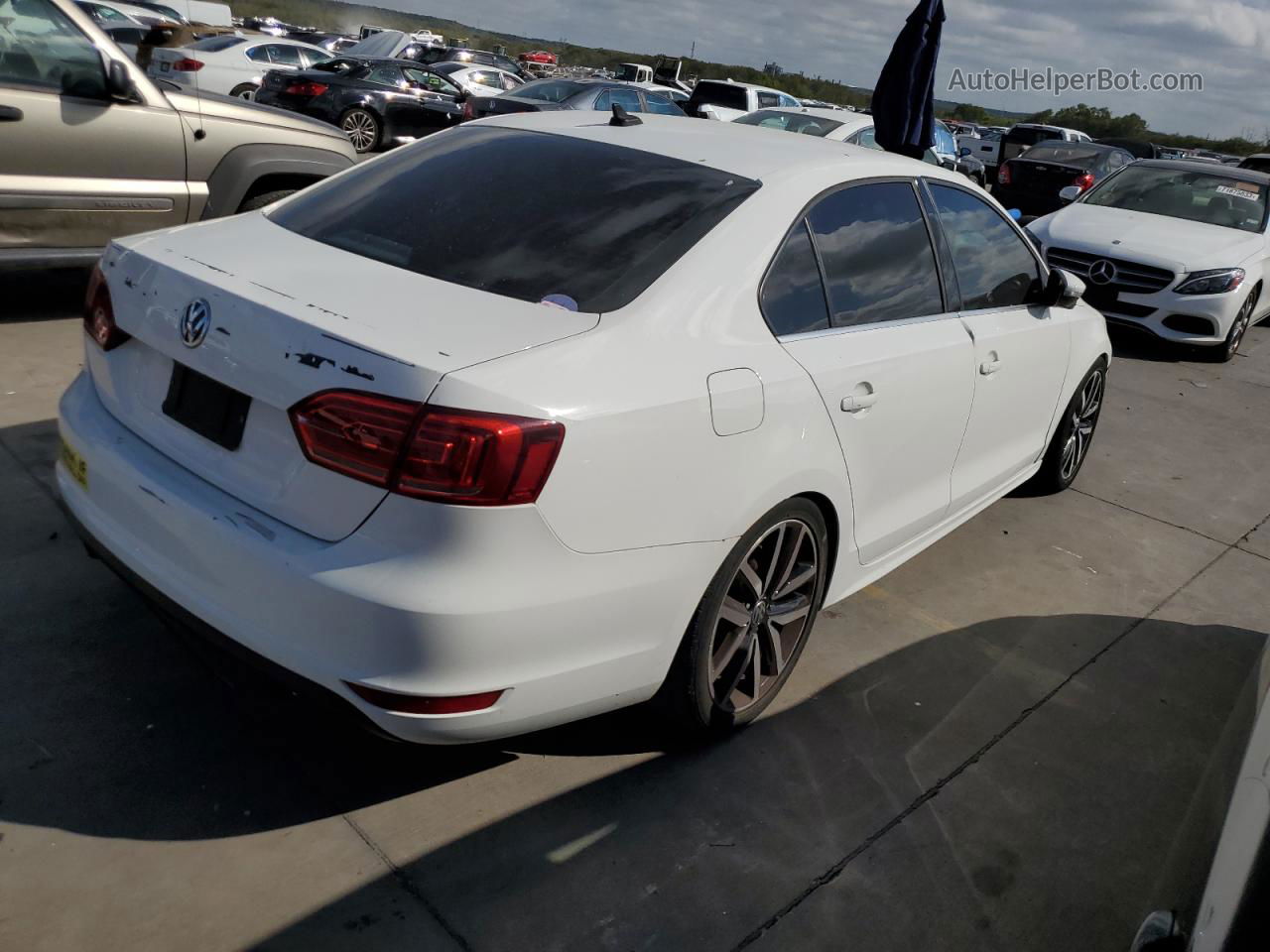 2014 Volkswagen Jetta Gli White vin: 3VW5T7AJXEM373951