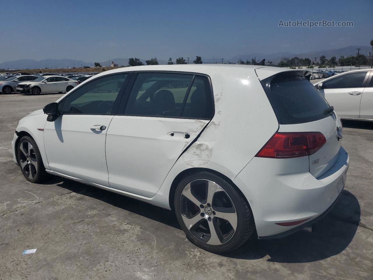 2015 Volkswagen Gti  Белый vin: 3VW5T7AUXFM032402