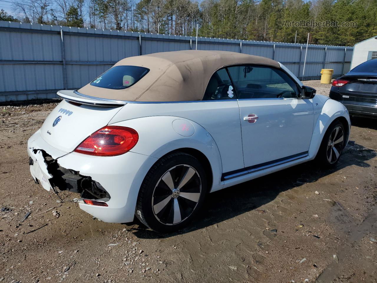 2014 Volkswagen Beetle Turbo White vin: 3VW7T7AT4EM822969