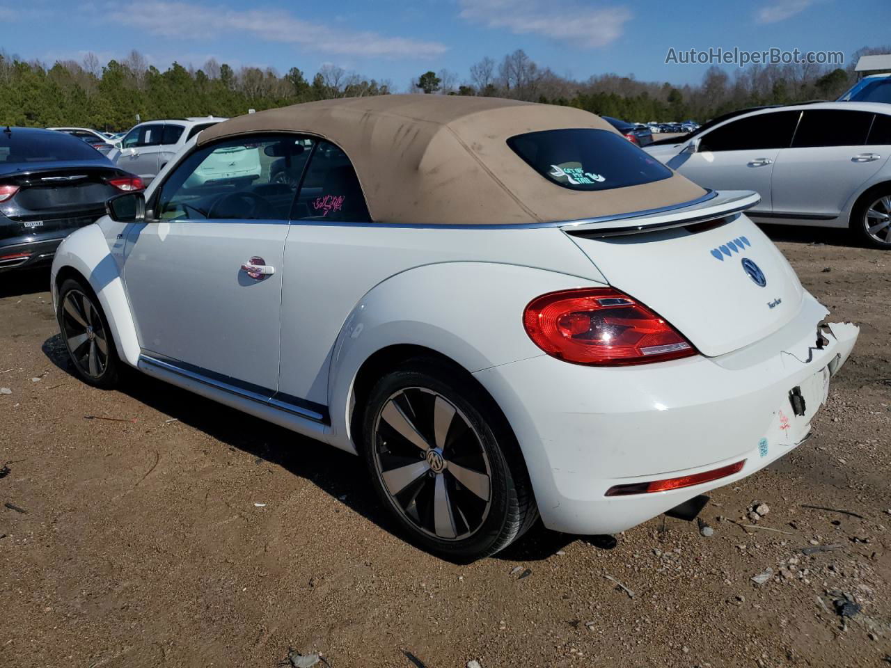 2014 Volkswagen Beetle Turbo White vin: 3VW7T7AT4EM822969