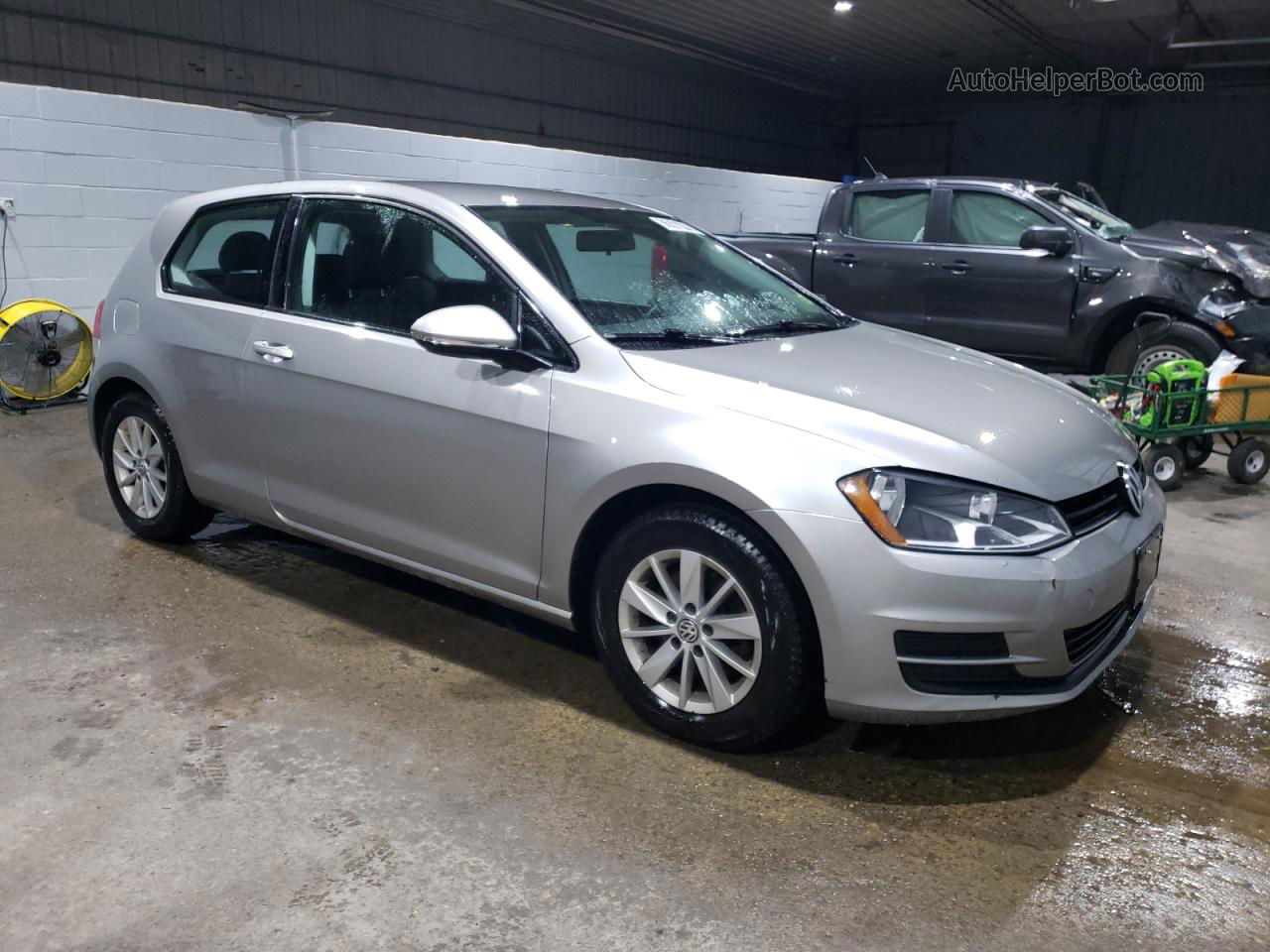 2016 Volkswagen Golf Base / S Silver vin: 3VW817AU0GM007187